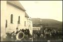 Procesia okolo kostola Sv. Barnabáša r.1940 Procesia okolo kostola Sv. Barnabáša r.1940